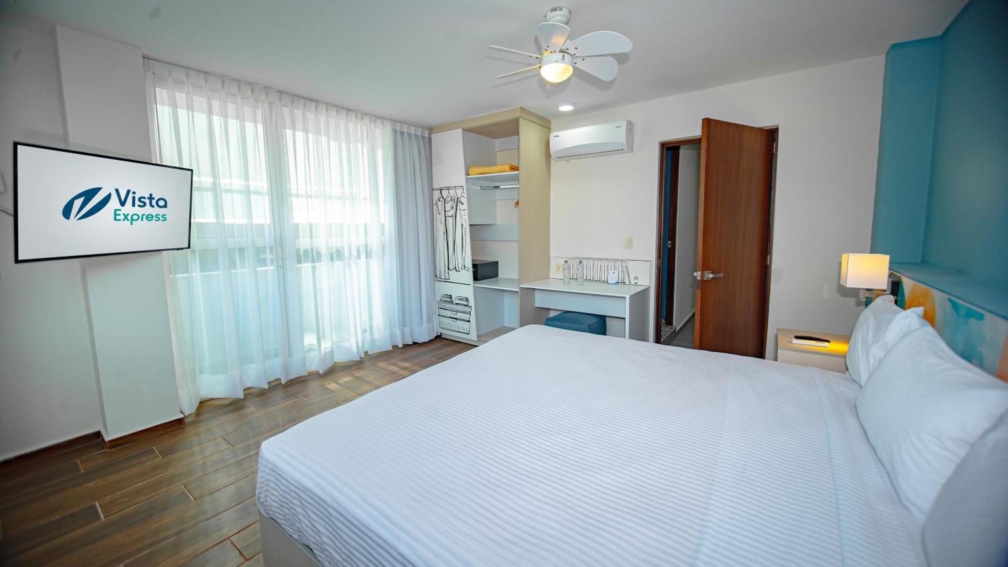 Vista Express Guadalajara Expo Surestay Collection By BW Zapopan Exterior photo