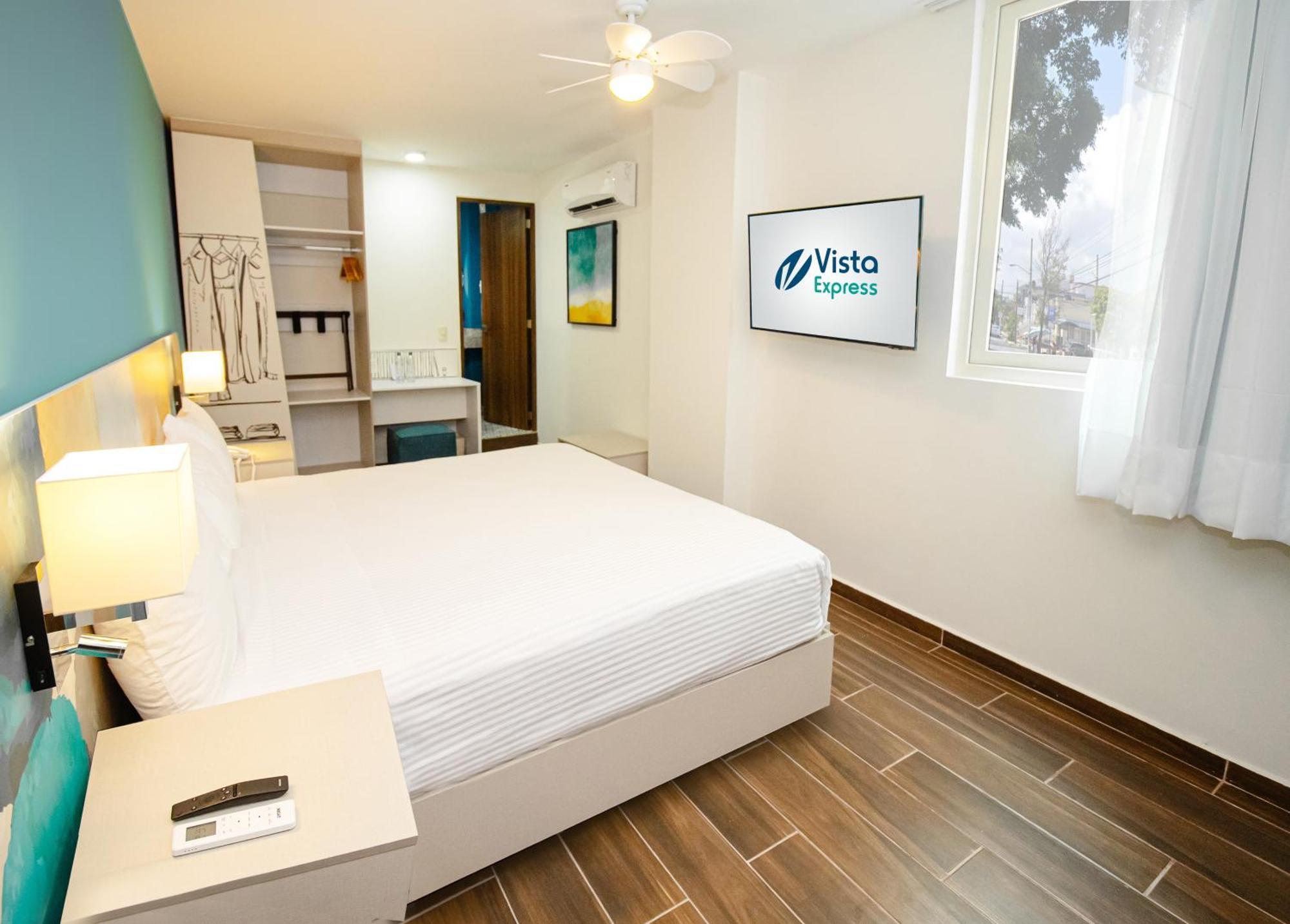 Vista Express Guadalajara Expo Surestay Collection By BW Zapopan Exterior photo